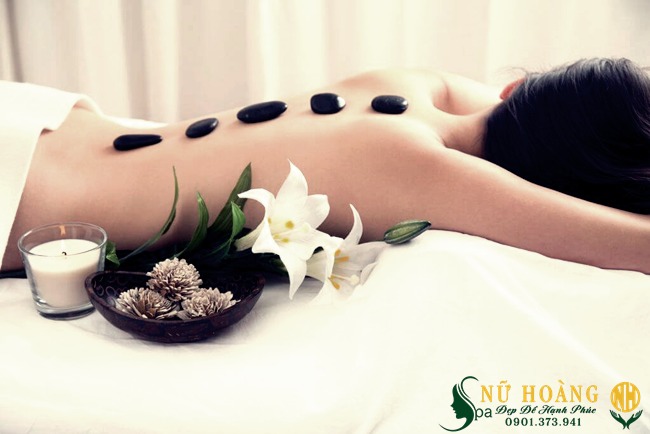 Spa Nữ Hoàng cung cấp dịch vụ massage body đá nóng chuyên nghiệp